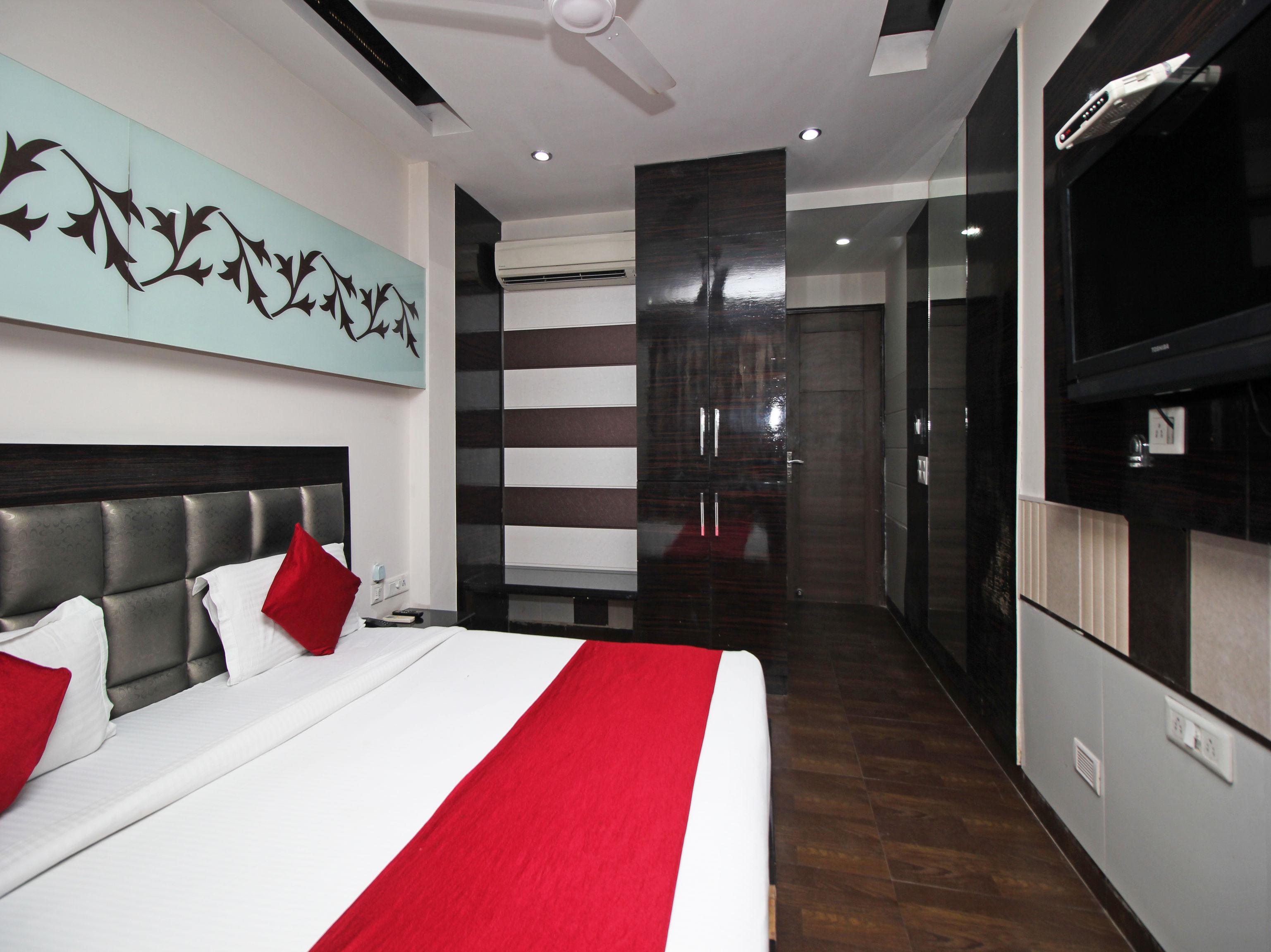 Oyo 464 Lotus Palace New Delhi