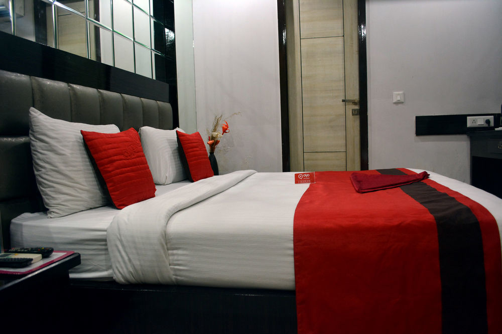 Oyo 464 Lotus Palace Hotel 3*