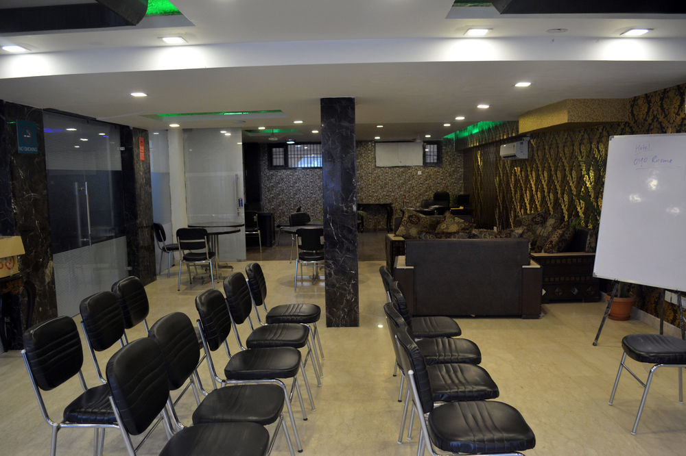 Oyo 464 Lotus Palace Hotel New Delhi